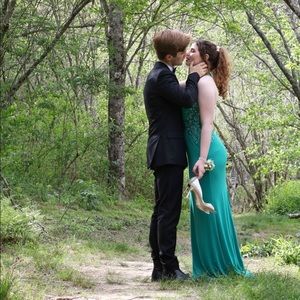 Beautiful Blue-Green Prom Dress